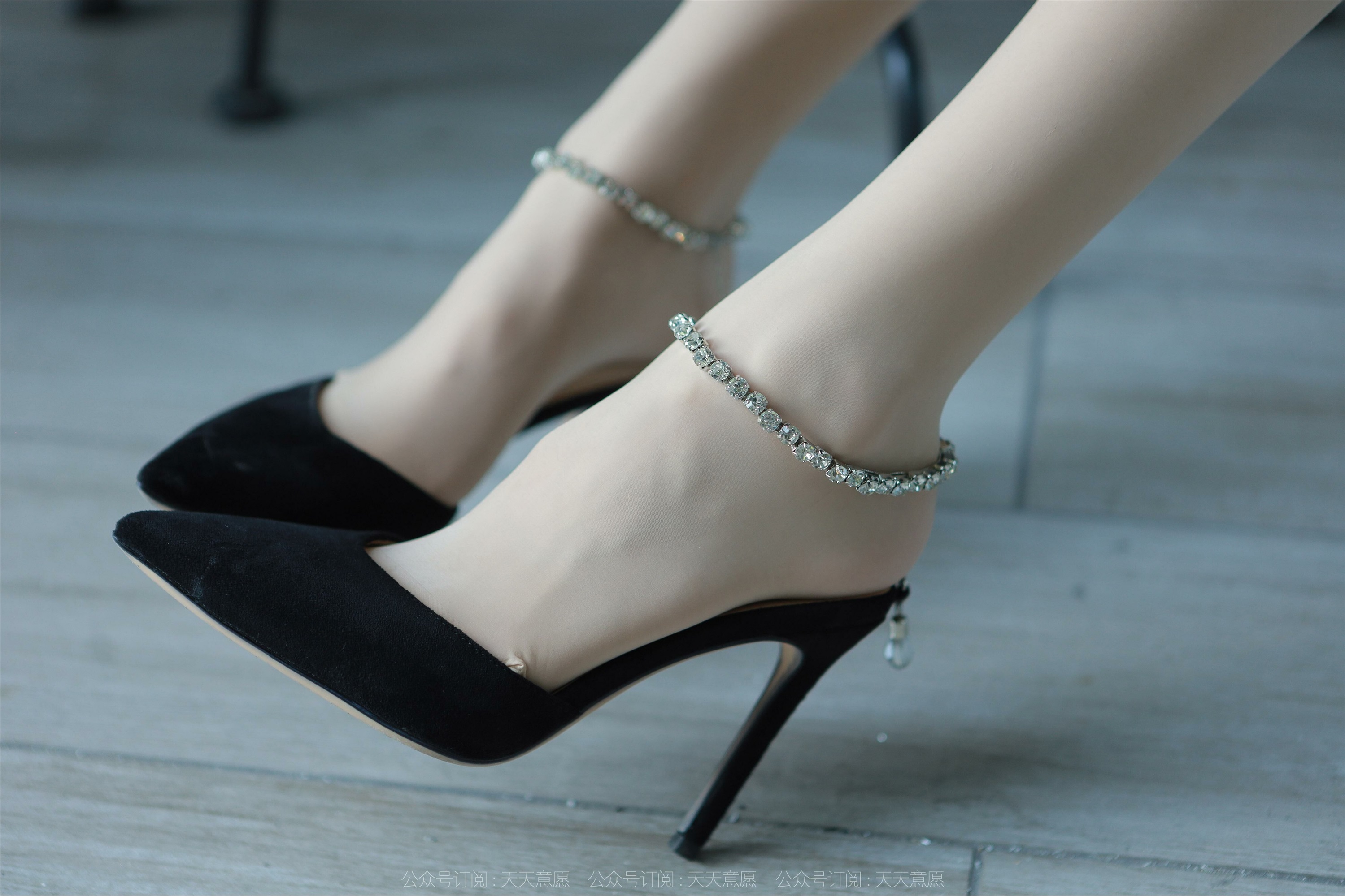 IESS异思趣向  2022.01.10 丝享家985：团团《纯玉学苑装》